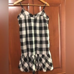 True Craft Black and Cream Check Sundress Size Small NWT